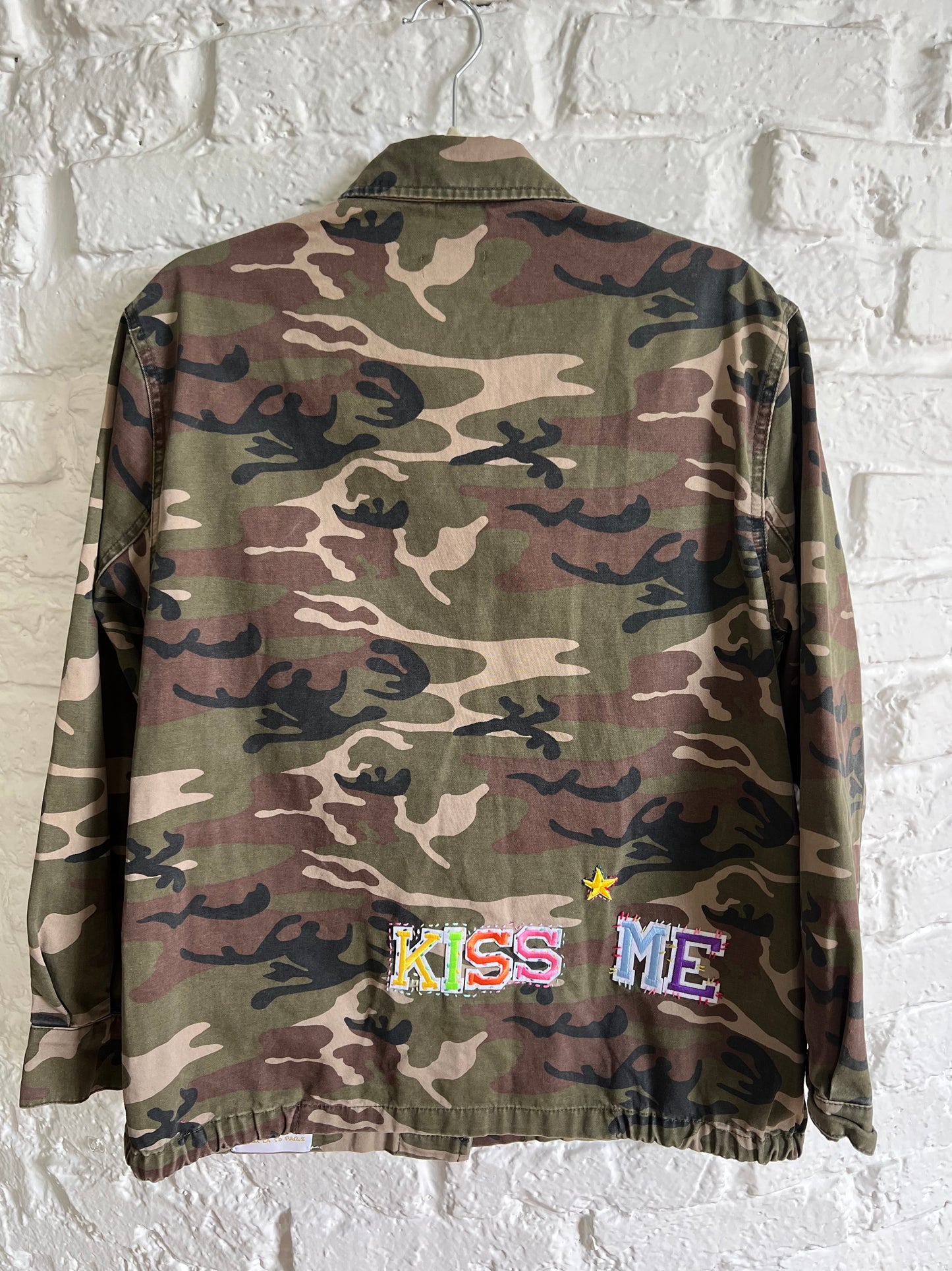 VESTE CAMO KISS ME