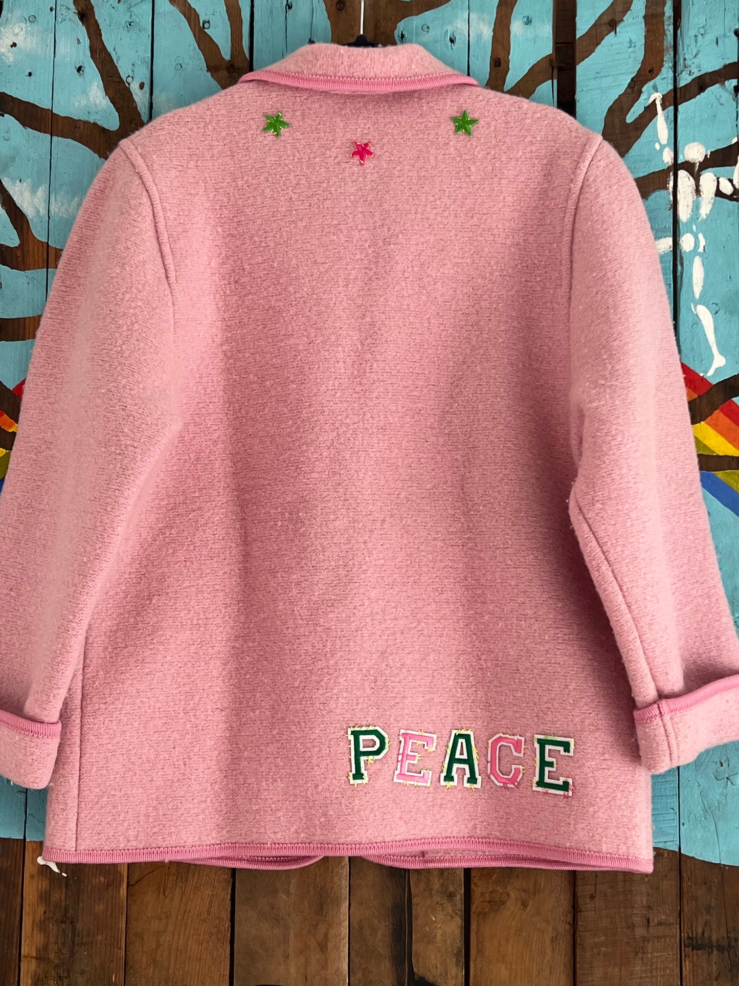 Veste Autrichienne rose PEACE